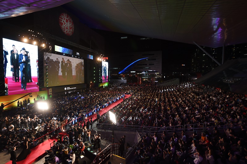 第２４回釜山国際映画祭の開幕式＝３日、釜山、聨合ニュース