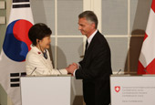 韓国‐スイス首脳会談、職業教育・科学技術協力を強化