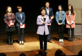 朴槿恵大統領、「文化のある日」に創作ミュージカルを鑑賞