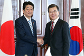 韓日首脳会談（２０１７年 ９月）