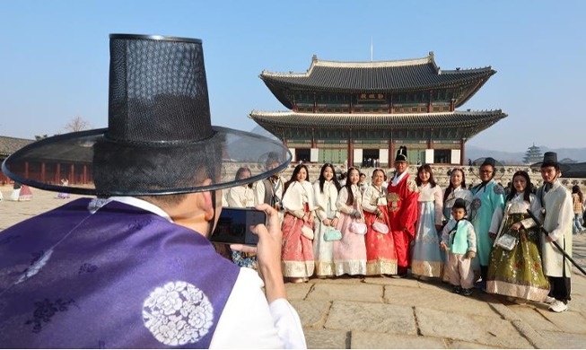 「韓国訪問の年」に向けた１０大事業を発表