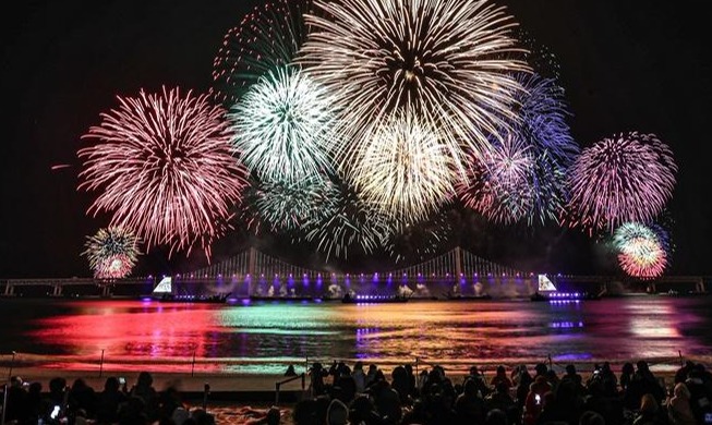 「釜山花火大会」来月４日開催···２０３０年万博・釜山誘致祈願