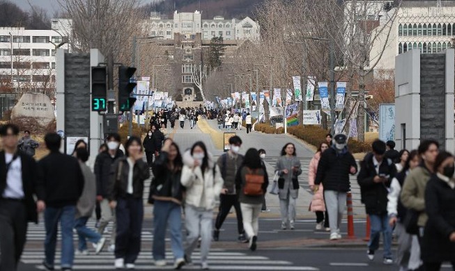 外国人留学生２０万人突破　日本人は約５千人