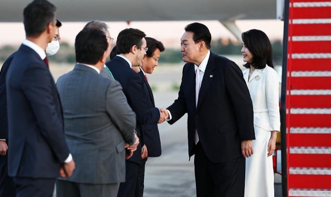 尹大統領　スペイン・マドリードに到着、今日は韓豪首脳会談