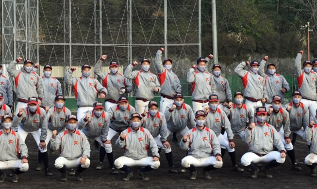 京都国際高校野球部「韓日を結ぶ架け橋になってほしい」