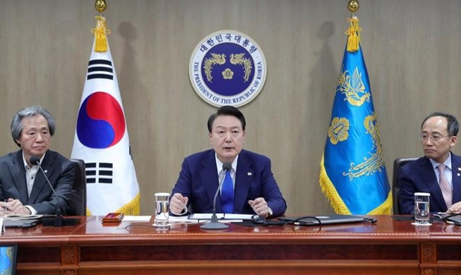 韓国　コロナからの「日常回復」を宣言　