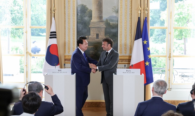 韓国・フランス首脳会談　「フランスは韓国の長年の友人」