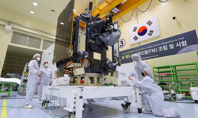 韓国初の月探査衛星「タヌリ」５日打ち上げ　
