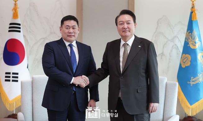 尹大統領、モンゴル首相と会談
