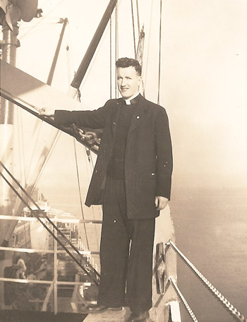 25세의 아일랜드 청년 맥그린치가 처음 한국 땅에 도착했을 때의 모습.