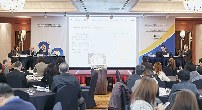 161104_koreaoecd_art1.jpg