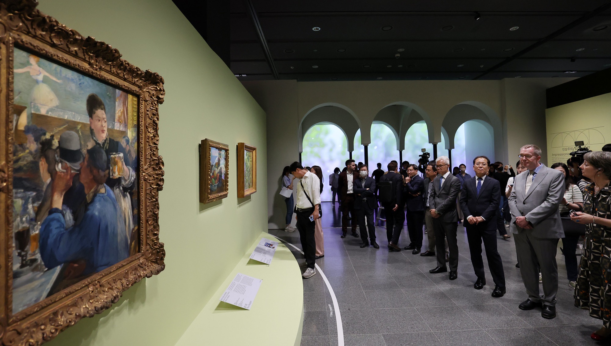 国立中央博物館で開催されている、英ロンドン・ナショナル・ギャラリー所蔵の名画展＝１日、ソウル、ジョン・ハン撮影