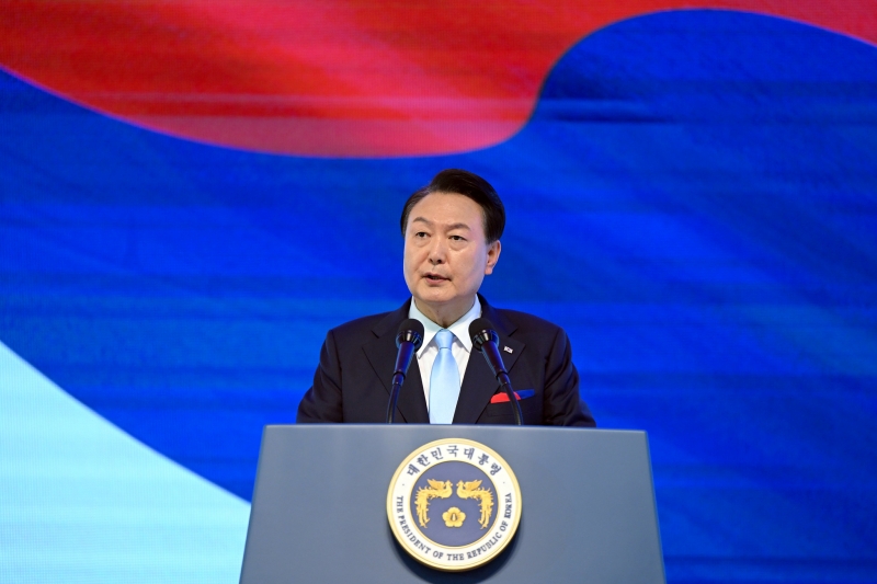 演説する尹大統領＝１５日、ソウル、大韓民国大統領室