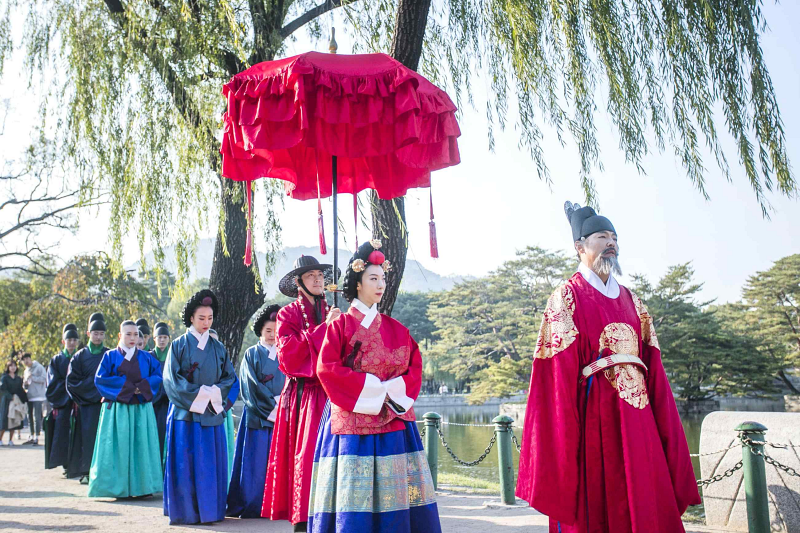 景福宮で行われるイベント「王家の散策」
