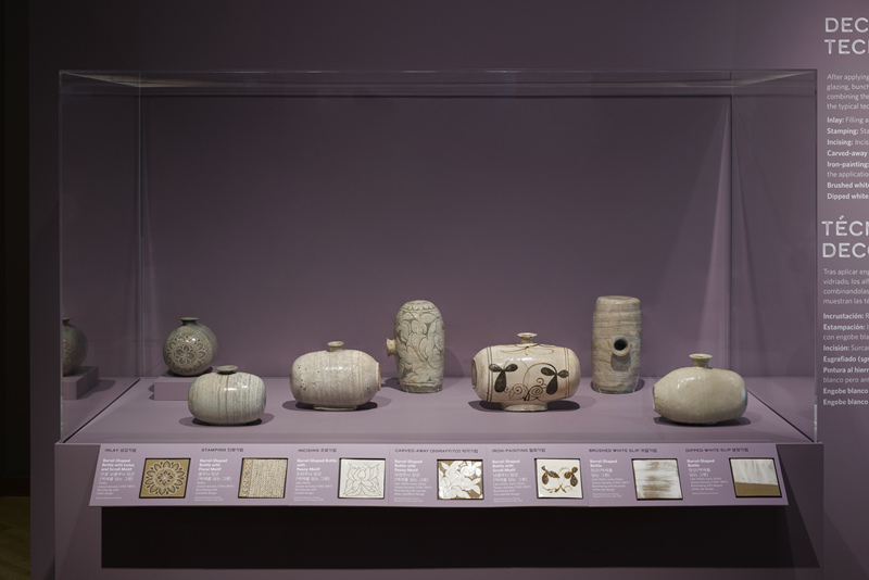 デンバー博物館のジャクソンギャラリーで展示された粉青沙器の７つの製作法