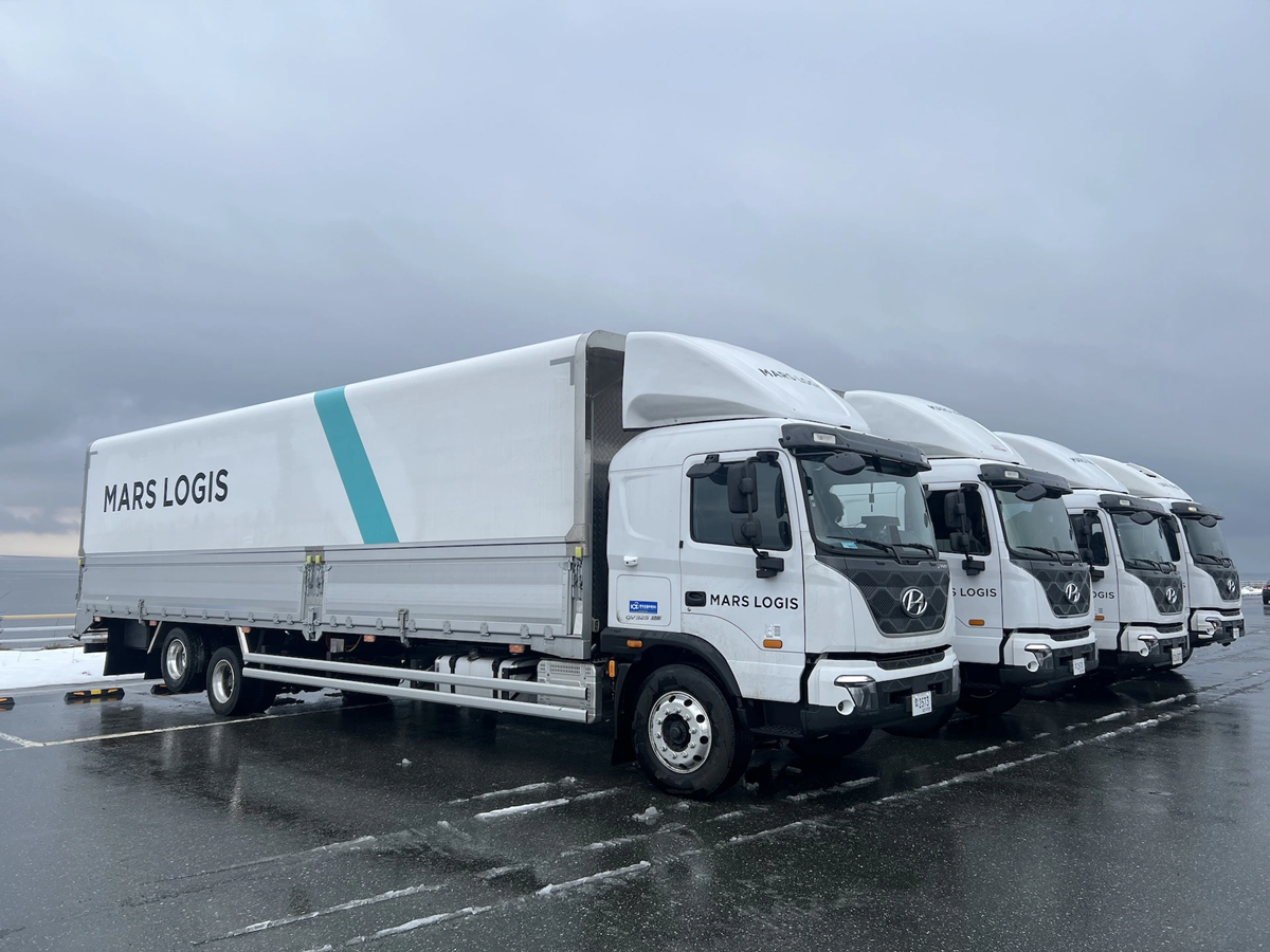 写真は、韓国の自動運転トラックソリューション会社であるマースオートの自動運転トラック＝マースオート 