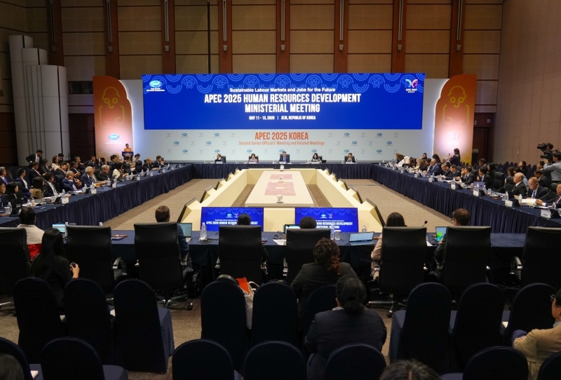 済州国際コンベンションセンターで、２０２５年ＡＰＥＣ雇用労働長官会議が開かれた＝１２日、済州