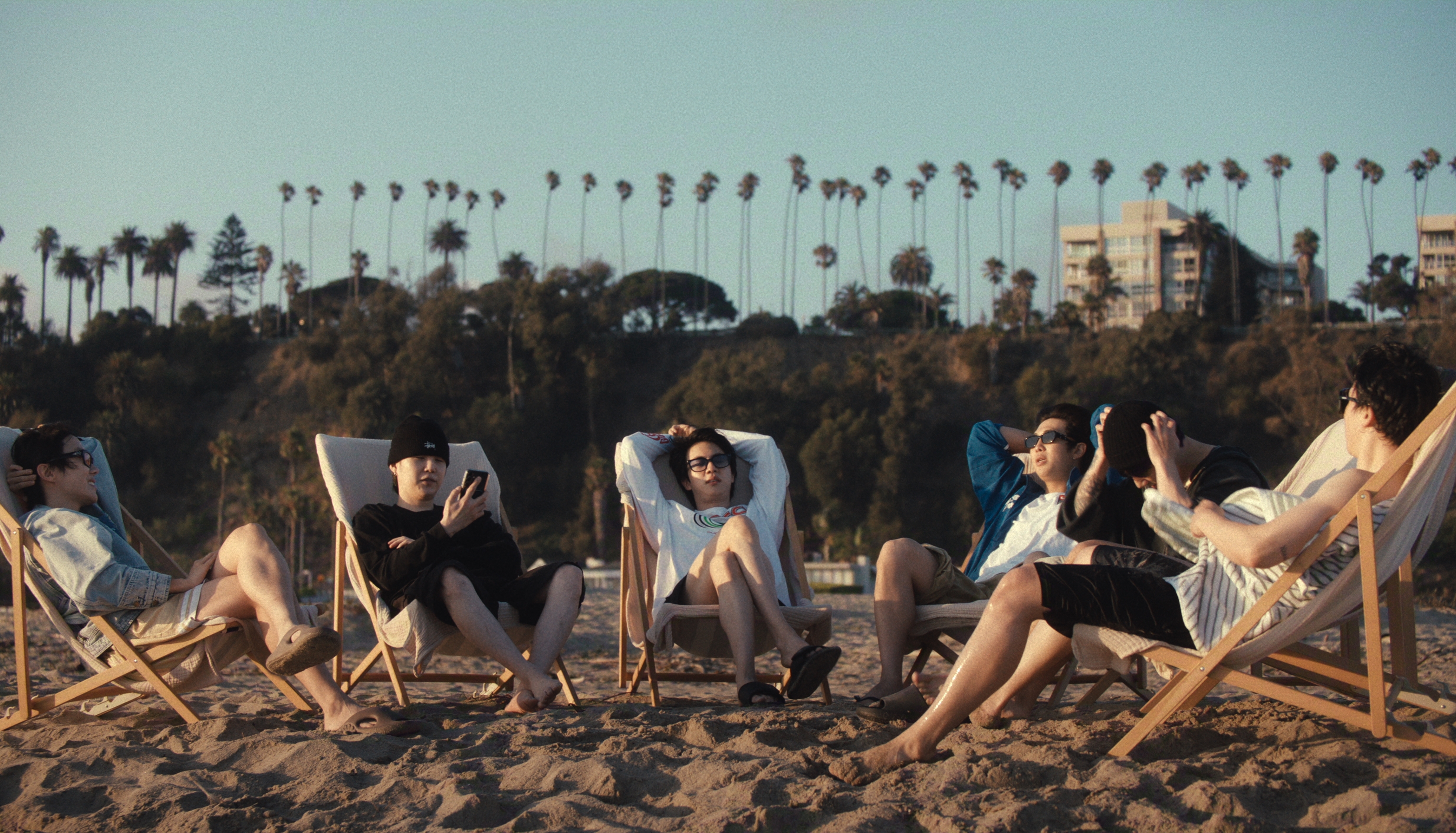 ２７日にネットフリックスで公開されるドキュメンタリー「ＢＴＳ：ザ・リターン」。ＢＴＳ（防弾少年団）の５枚目アルバム『ＡＲＩＲＡＮＧ』の制作過程に迫った＝ネットフリックス