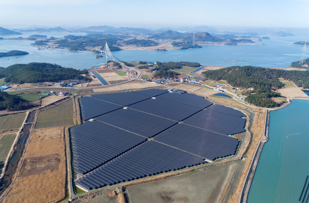 写真は、者羅島にある太陽光発電所=全羅南道・新安郡、新安郡