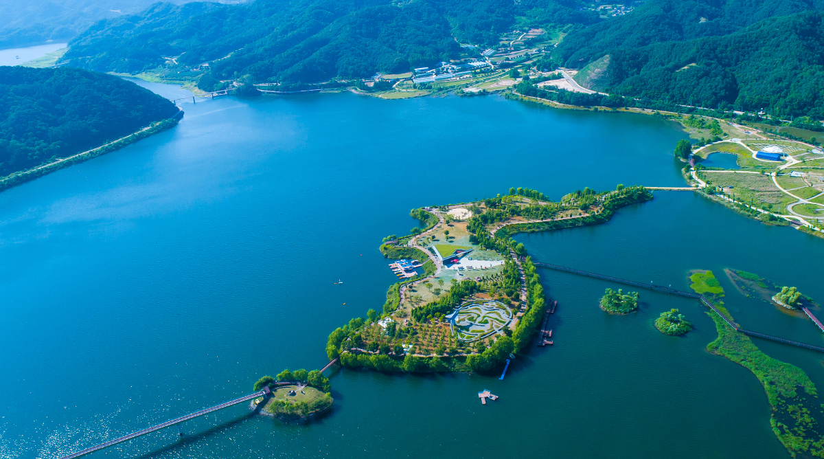 江原特別自治道・楊口郡・楊口邑の「韓半島の島」＝楊口郡