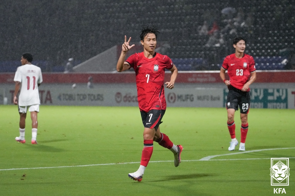 ハットトリックを達成したオム・ジソン＝大韓サッカー協会