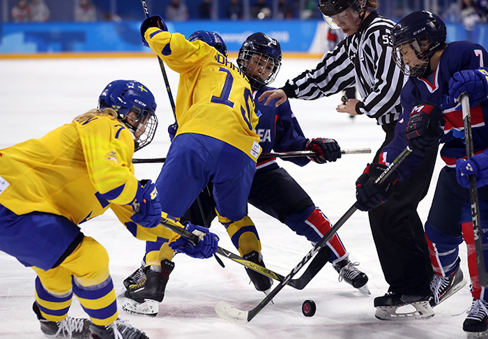 Inter_korean_ice_Hockey_match_01.jpg