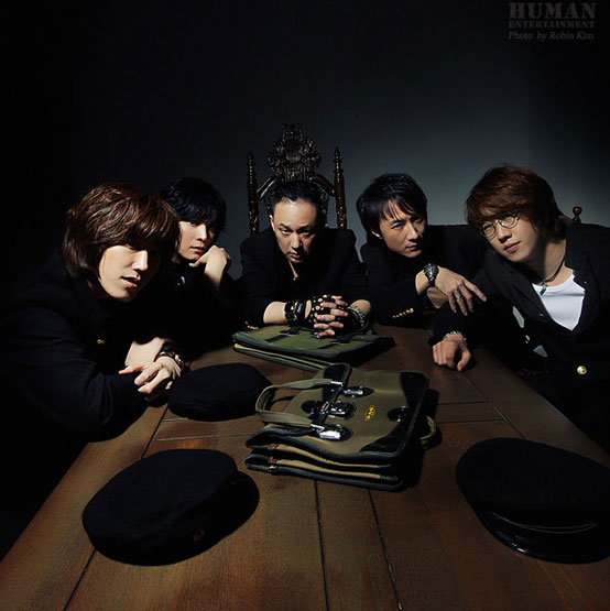 2008년 제작한 NEXT 6집 앨범 (제공: 김세황)