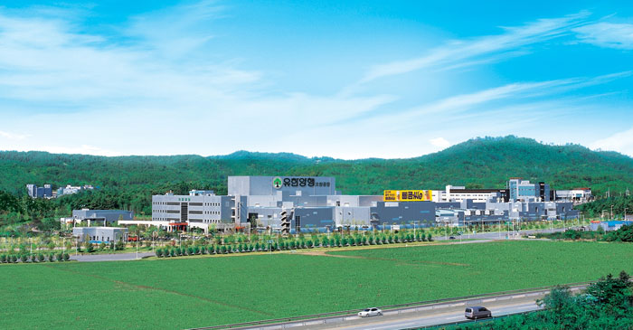 충청북도 청원군 오창읍의 유한양행 공장. 국내 최대 규모의 제약회사 공장이다.