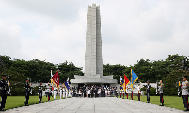韓国を訪れた韓国戦争参戦者