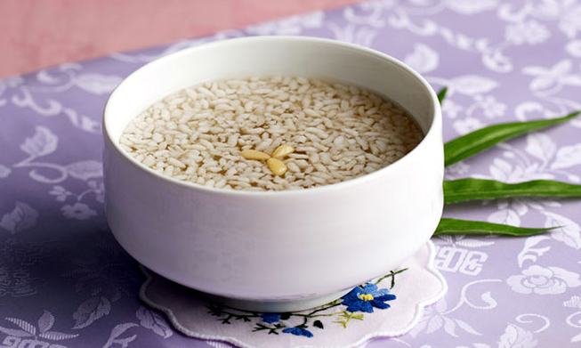 韓国料理レシピシリーズ: シッケ(식혜)、梅雀菓(매작과)