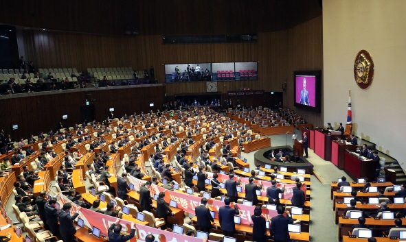 「外国人出入国管理法改正案」国会で可決