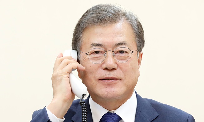 韓米首脳「北、非核化に向けた対話の軌道から逸れないよう誘導」