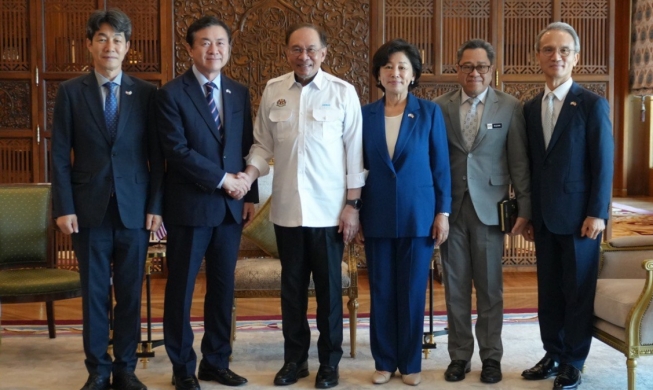 大統領特使団、マレーシア訪問