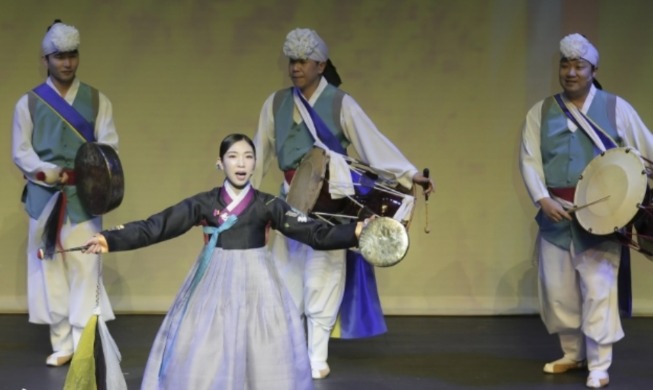 旧正月を前に、国立国楽院で特別公演