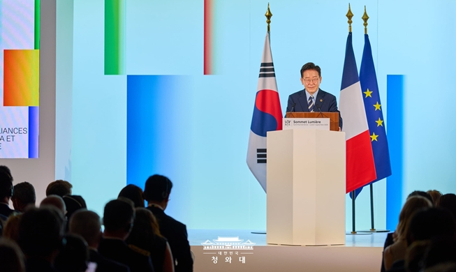 李大統領、「リュミエール・パートナーシップ」発足　