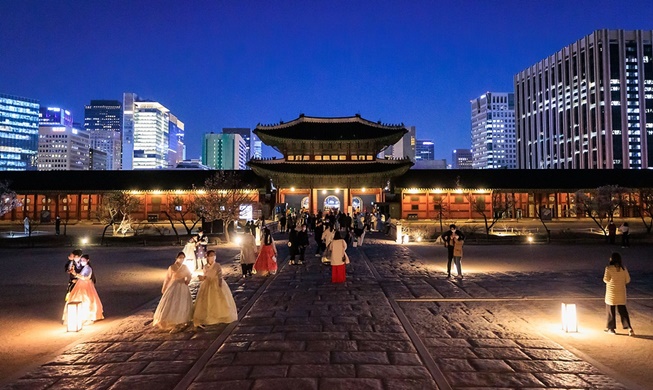 秋の夜長を楽しもう　９月１日から景福宮の夜間観覧スタート