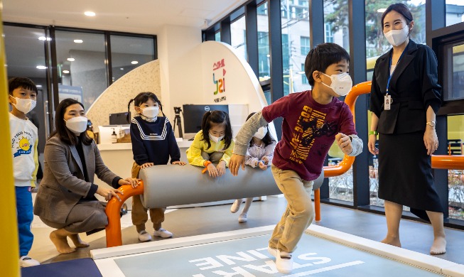 【写真で見る韓国】最先端技術の子どもの遊び場