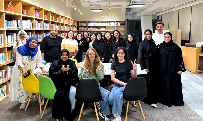 外国人の８割が韓国に好意的