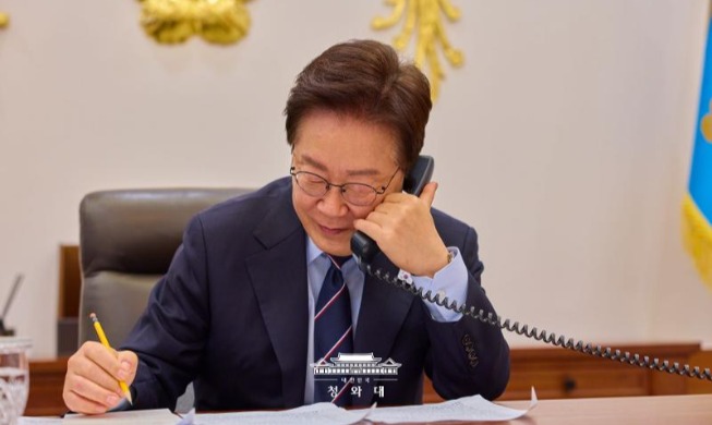 李大統領、カナダ首相と電話会談