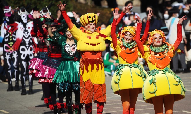 【写真で見る韓国】ハロウィーンパレード