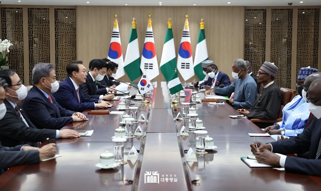 尹大統領　ナイジェリア大統領と首脳会談