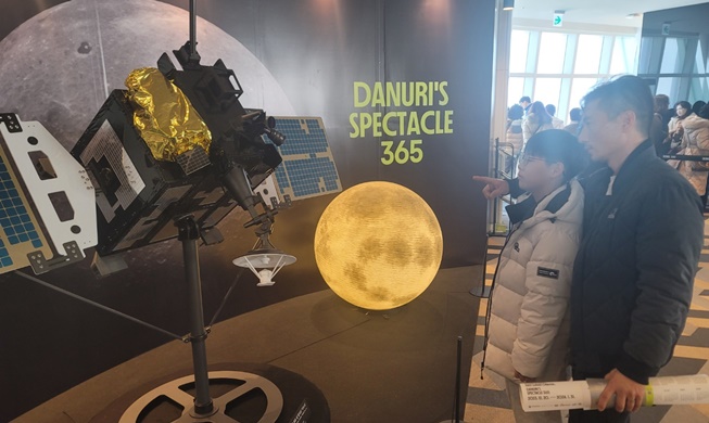 韓国初の月軌道線タヌリ１周年