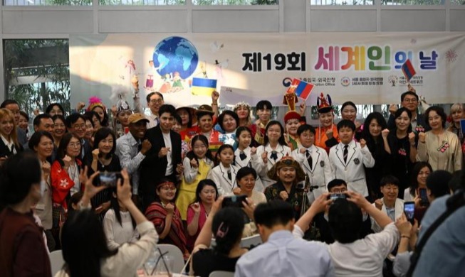 全国の小中高校に韓国語能力診断ツールを配布