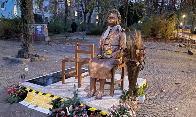 ベルリンの「平和の少女像」設置継続　地元議会で決議案が採択