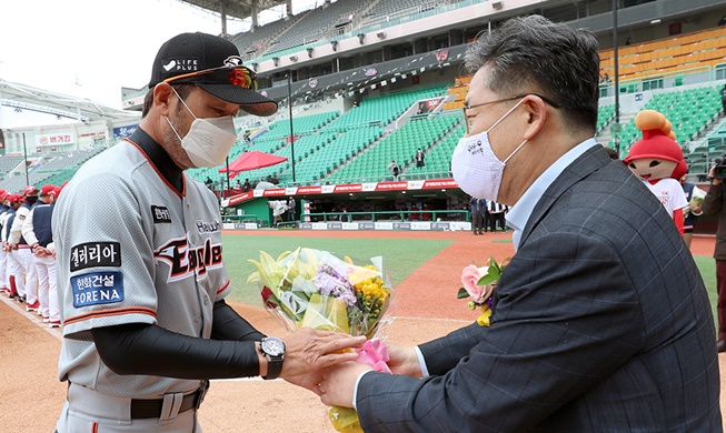 世界が注目する韓国プロ野球スタート