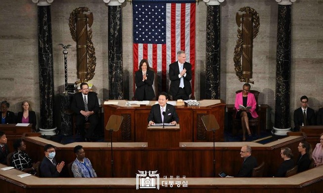尹大統領が米議会で演説