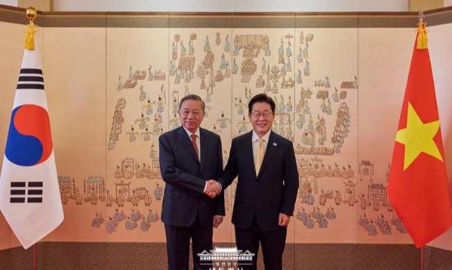 韓国・ベトナム首脳会談、原発・鉱物協力