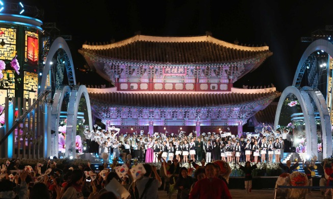 景福宮、光復８０周年前夜祭