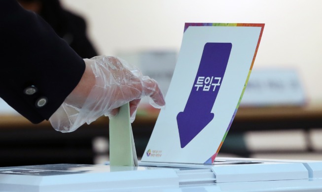 徹底した防疫管理の下で行われた「韓国総選挙」