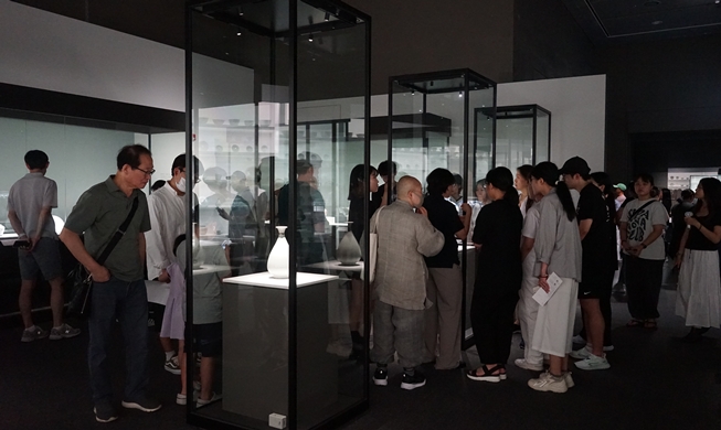 国立中央博物館、来館者５００万人突破　